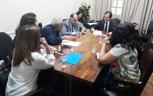 Sintuperj e Comando de Greve negociam implementação de ganhos dos técnicos