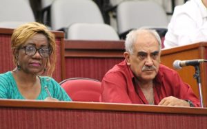 Mesmo com Consun cancelado, conselheiro reivindica posições da Reitoria sobre advogados da Uerj. Reitor se cala sobre o assunto