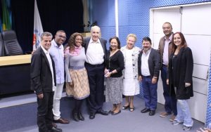 Manhã de sexta-feira marcada por continuação de evento em homenagem a Theotônio dos Santos