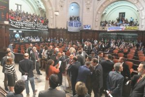 Alerj rejeita CPI das universidades estaduais. Veja os votos!