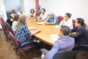 Vice-reitora da Uerj garante interromper processo que proíbe acumulação por técnico-administrativos de Raio-X