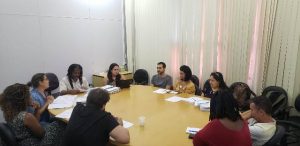 Sintuperj e servidores da Uezo reivindicam em reunião com reitoria encaminhamento do processo de progressão funcional dos técnicos