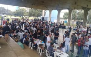 Sintuperj participa ativamente de bazar da Uenf em edição especial que comemora os 26 anos da universidade