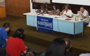 Assembleia dos técnicos da Uerj discute avaliação por desempenho e filiação à Fasubra, dentre outros temas