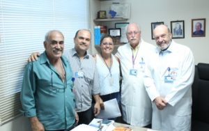 Candidatos a diretor e vice-diretor do Hupe assinam carta-compromisso elaborada pelo Sintuperj