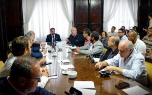 Fórum de servidores se reúne com parlamentares na Alerj reivindicando recomposição salarial e PCCS da Saúde