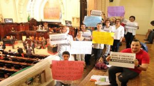 Sintuperj aciona Justiça para progressão dos técnicos da Uezo