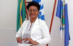 Uezo elege primeira reitora e primeiro vice-reitor negros da história das universidades públicas estaduais do Rio de Janeiro