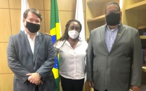 Em reunião com reitoria da Uenf, Sintuperj cobra providências urgentes para demandas dos servidores da instituição