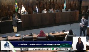 Alerj aprova projeto de lei que modifica auxílios para servidores da Uenf