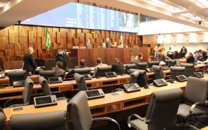 Alerj aprova Regime de Recuperação Fiscal. Representações de trabalhadores conseguem defender direitos de servidores públicos