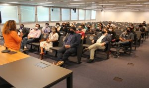 Comunidades universitárias debatem incorporação da Uezo pela Uerj com parlamentares