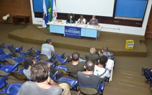 Conquistas e futuras lutas marcam assembleia dos técnico-administrativos da Uerj