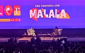 Sintuperj marca presença em atividade de abertura do Festival do Leitor, com participação de Malala Youszafai
