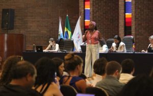 Em evento de recepção a concursados, Sintuperj faz saudação durante Ambiente-se