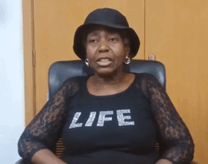 Estudante do Pré-vestibular Social do Sintuperj supera limitação visual e é aprovada em Direito na Uerj