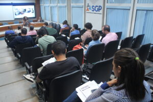 Novos servidores da Uerj são recepcionados pelo Sintuperj