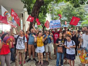 Alerj é alvo de ato público da Educação estadual com comunidade uerjiana