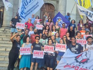 Em ato unificado, servidores de universidades federais e estaduais do Rio de Janeiro cobram valorização da Educação